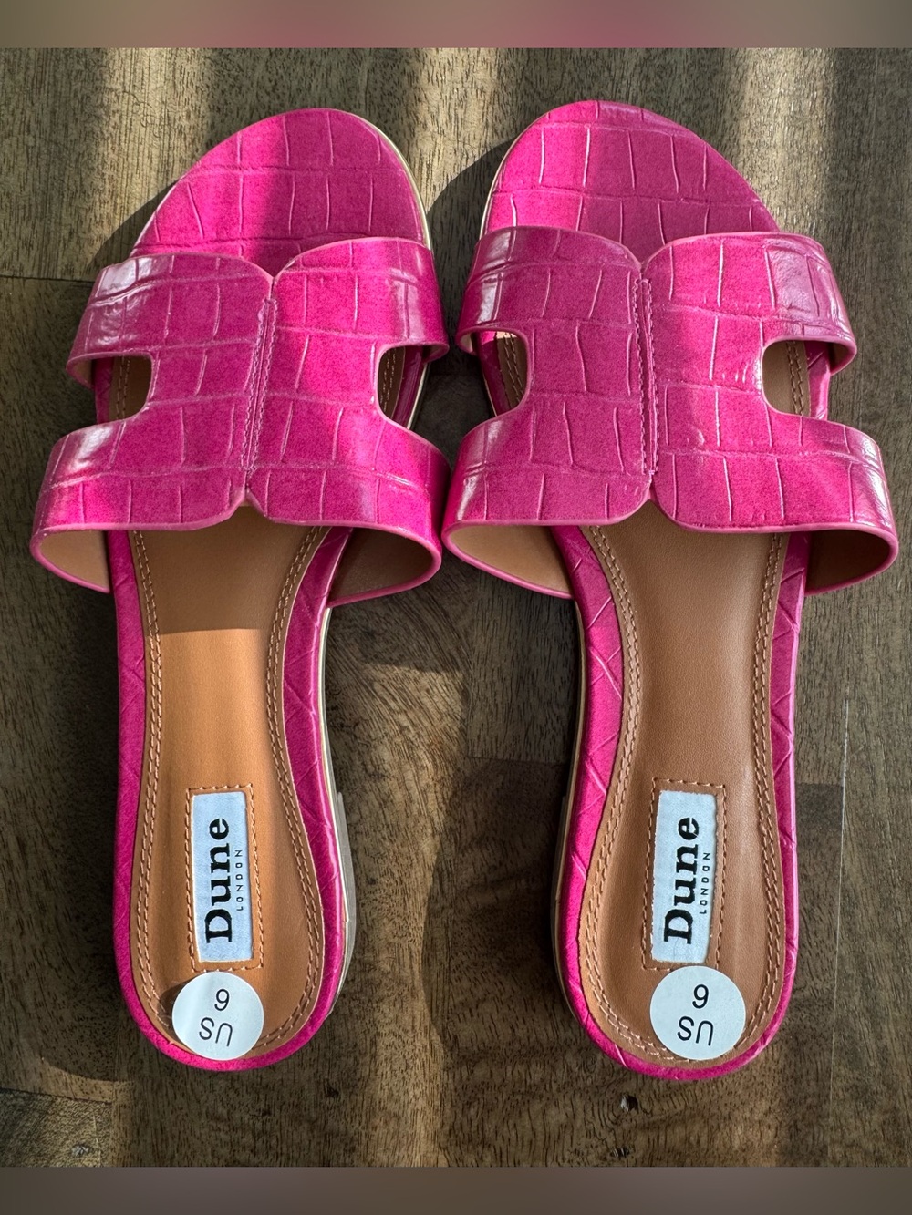 Dune London Hot Pink Croc-Embossed Slide Sandals